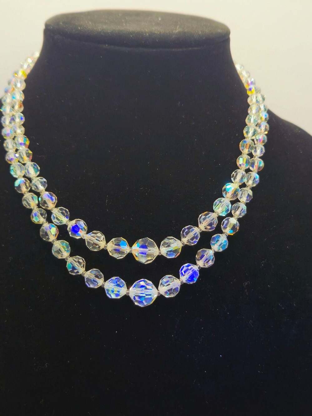 Vtg Double Strand AB Faceted Crystal Bead Necklace with Box Closure